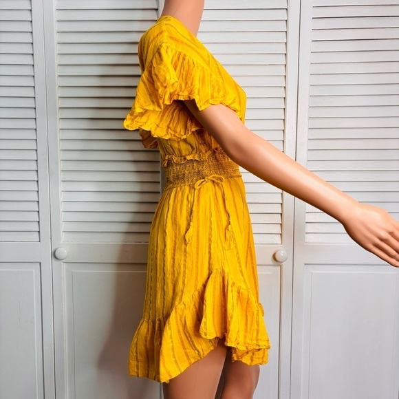 SAYLOR Adrianne Ruffle-Sleeve Yarn Dye Stripe Mini Dress Size Small - Picture 4 of 10